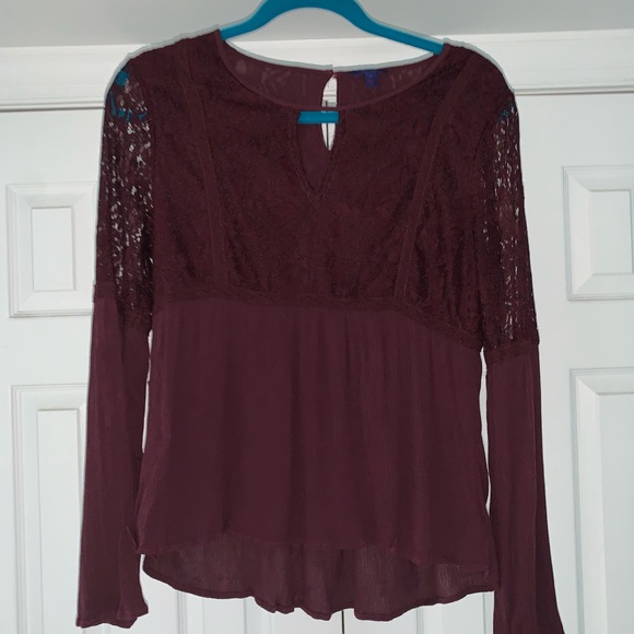 Maroon top - Picture 2 of 5